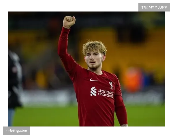 埃利奥特加盟阿斯顿维拉遭遇挑战，利物浦转会前景不明
